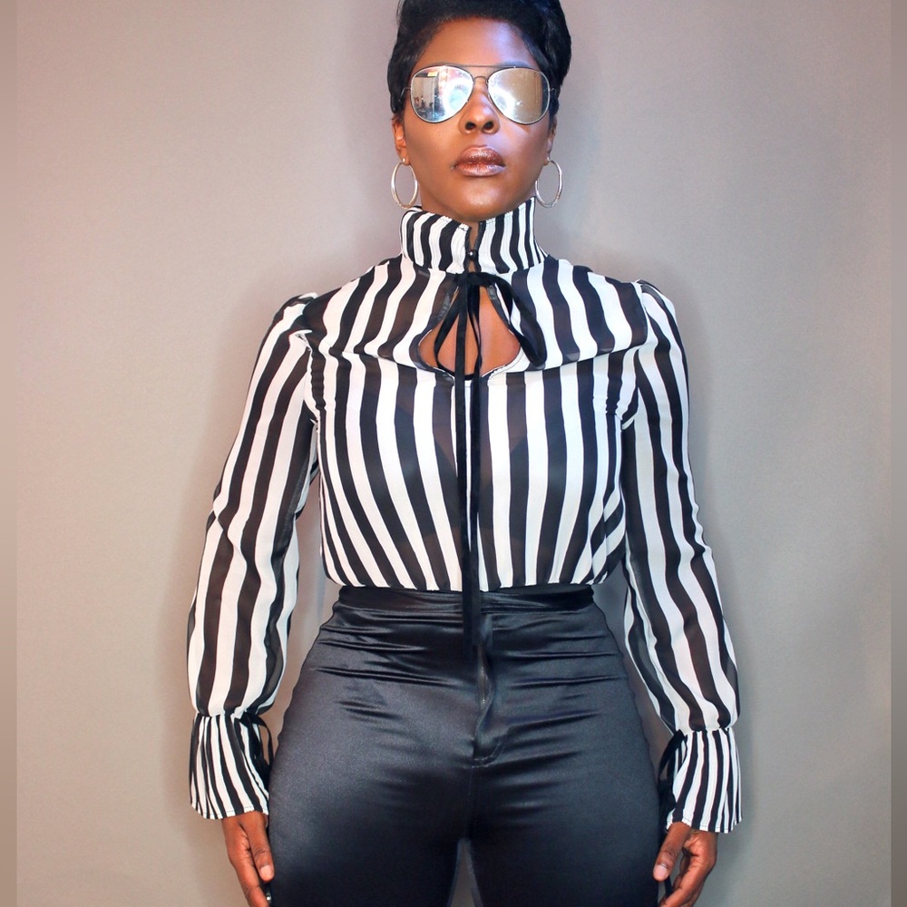 Sheer white/ black bodysuit blouse (sz L)